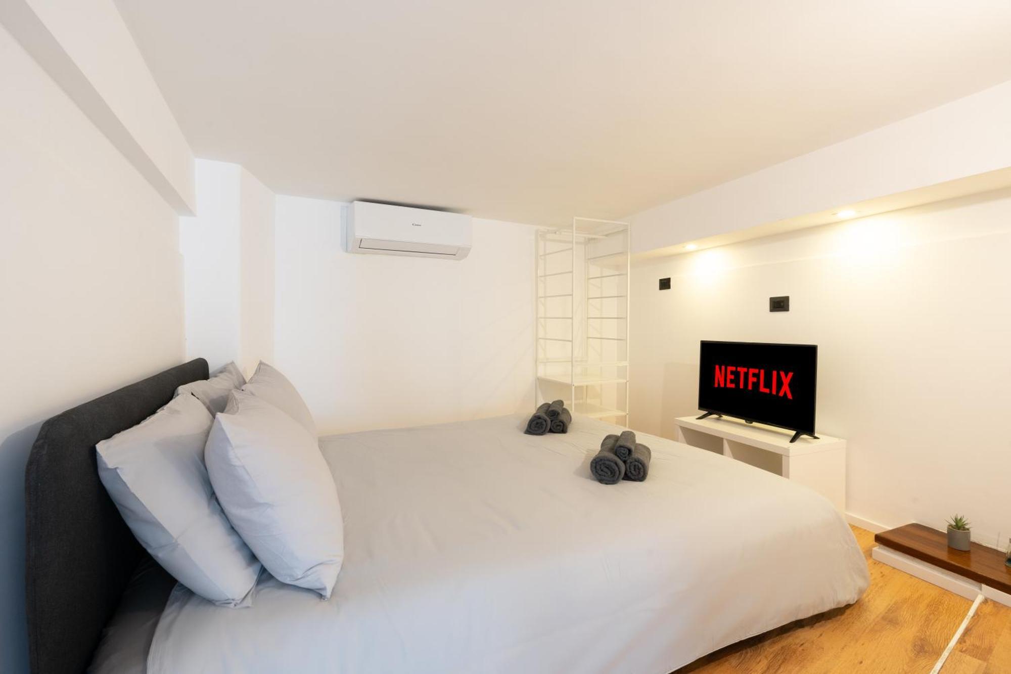 Adventure Rent Luxury - Ponte Milvio Roma